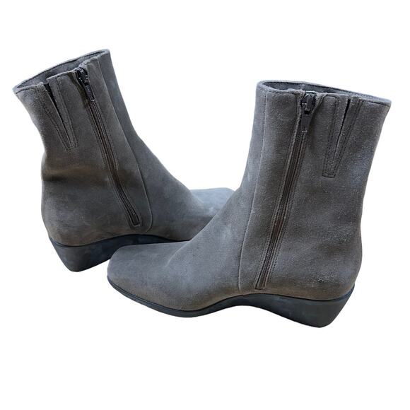 La Canadienne NWOB Ella Wedge Zip Ankle Light Taupe Suede Mid Calf Boot Sz 5.5M - Picture 5 of 8